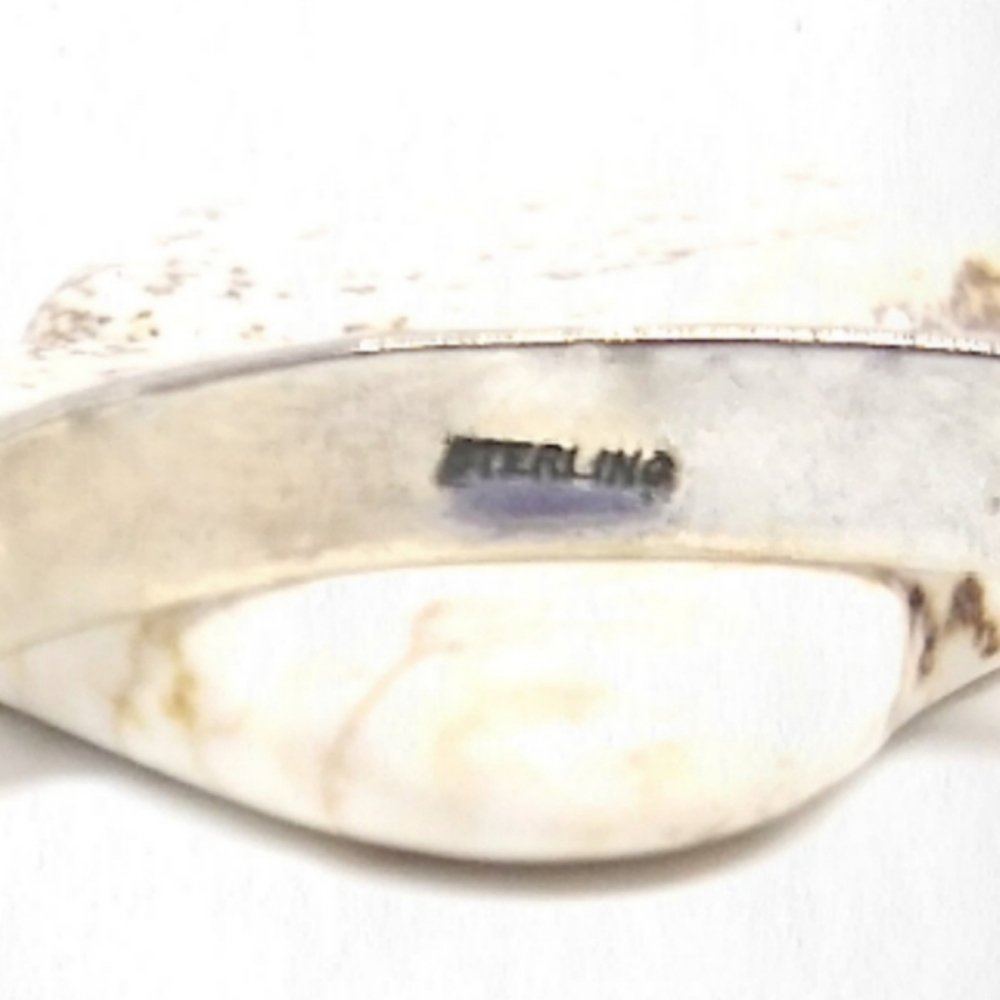 ***SOLD***Vintage Native Unigue Carinated Sterling Cuff - Picture 6 of 6